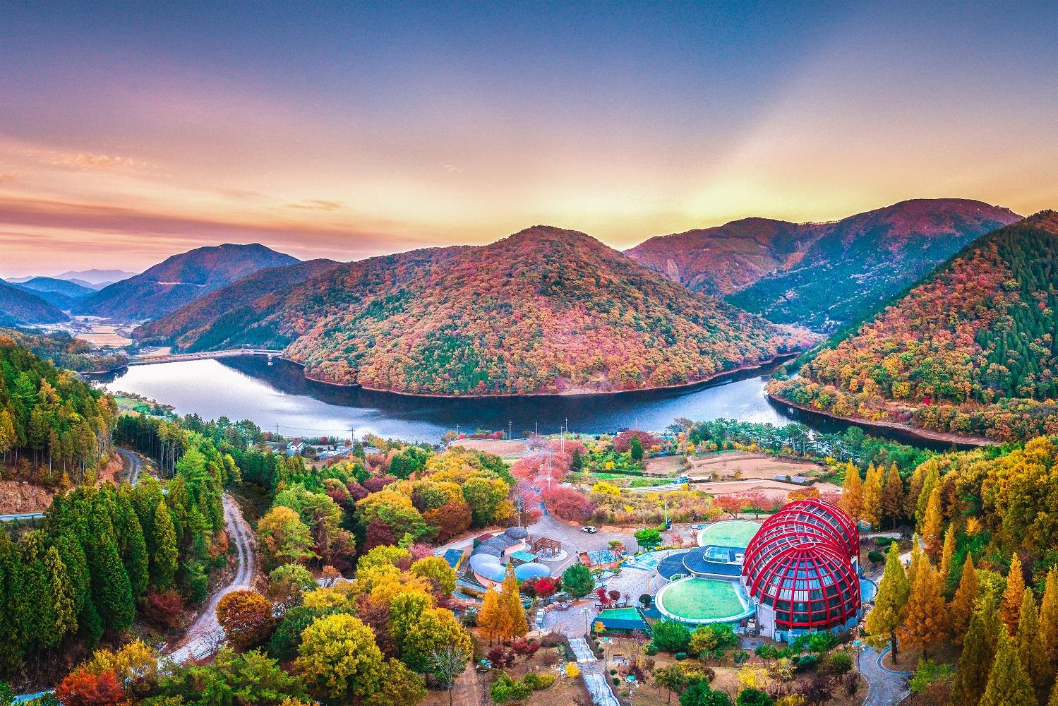 내산저수지 이미지